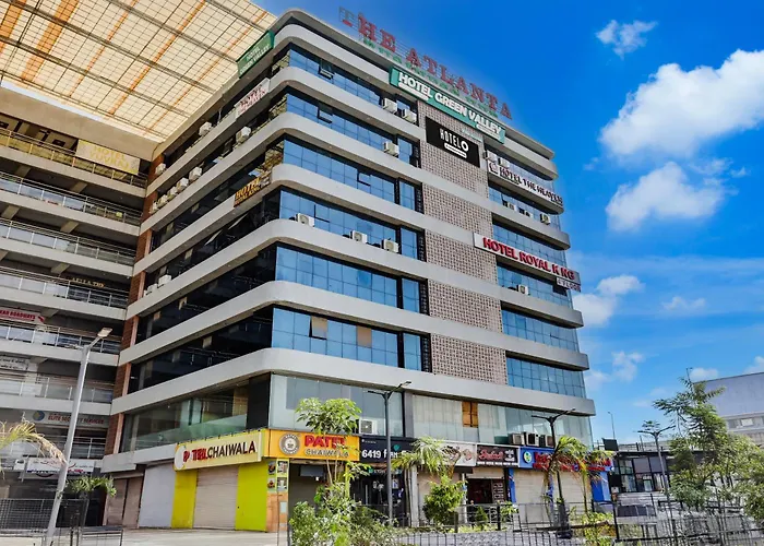 Super Hotel O Nana Chiloda Near Airport Formerly Green Valley Ahmedabad